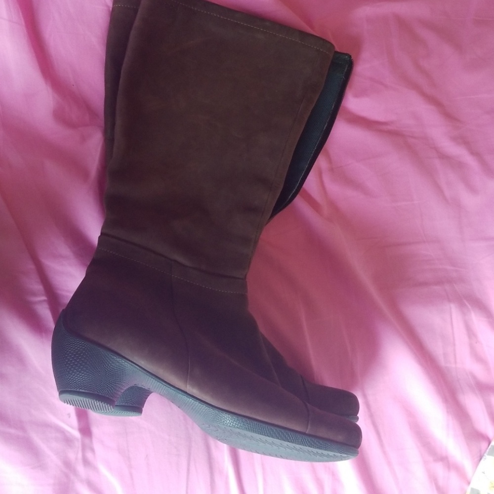 Ecco boots